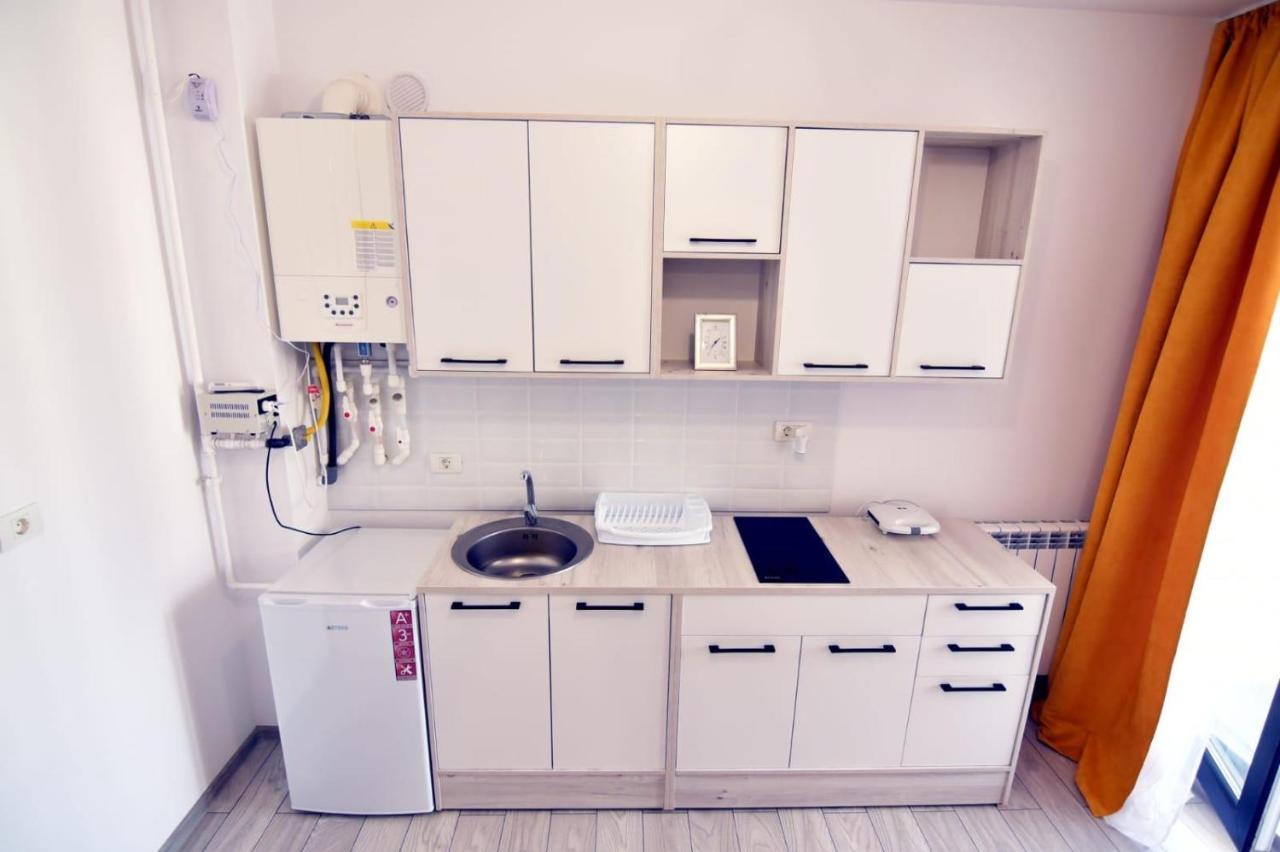 Cris Sunny Apartaments Navodari Luaran gambar